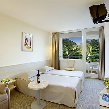 Hotel Sunny By Valamar