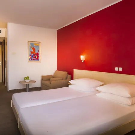 Hotel Sunny By Valamar