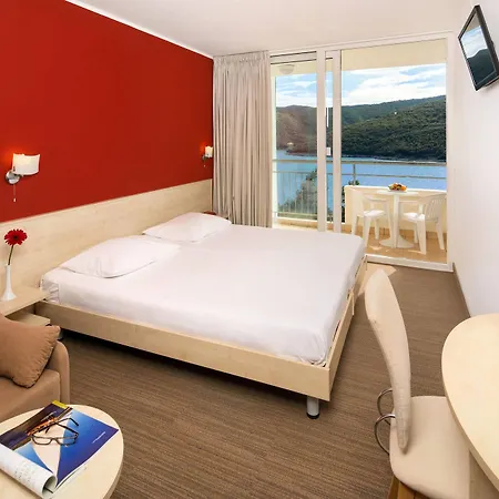 Hotel Sunny By Valamar