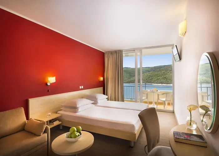Sunny By Valamar 3* ראבץ