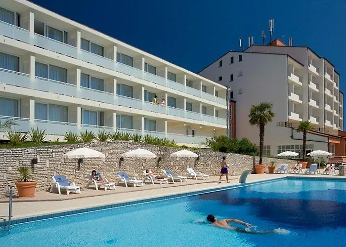 Sunny By Valamar 3* ראבץ