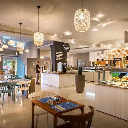 Sunny By Valamar Rabac