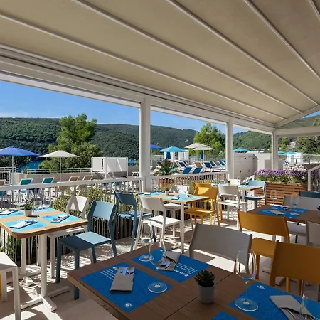 Sunny By Valamar Hotel 3*