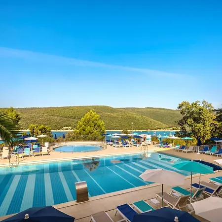 Otel Sunny By Valamar 3*