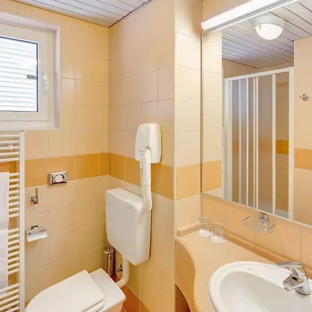 Sunny By Valamar Hotel