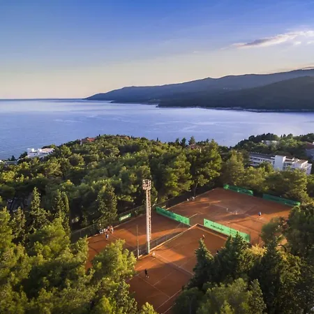 Sunny By Valamar Hotel 3*