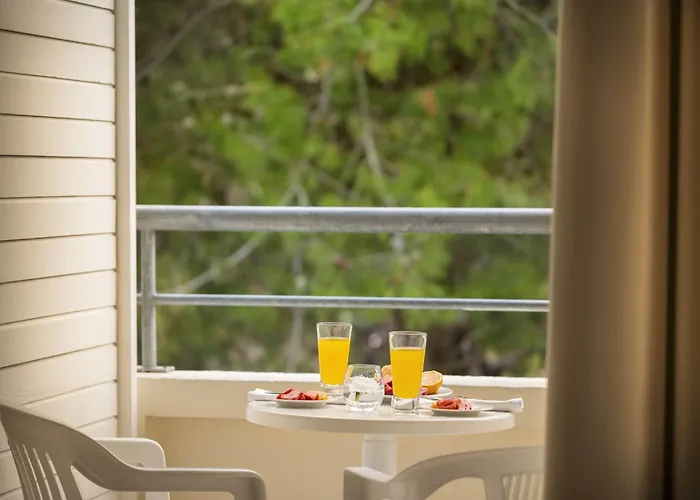 호텔 Sunny By Valamar