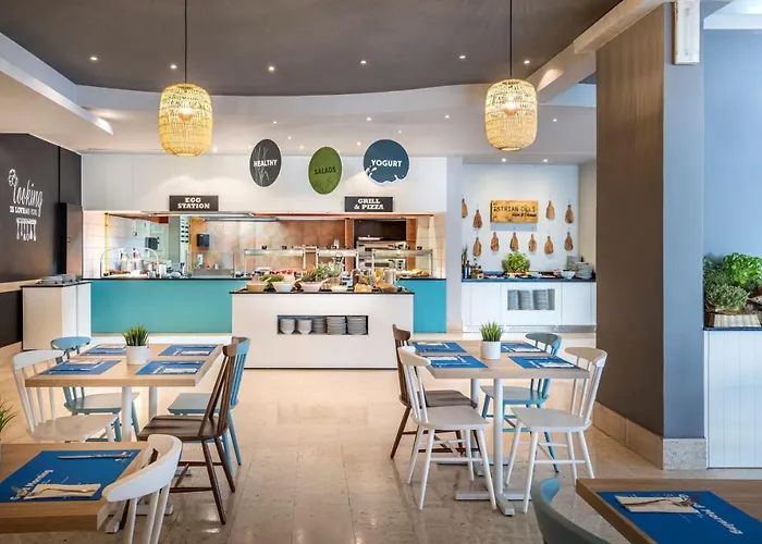 Sunny By Valamar 라벡