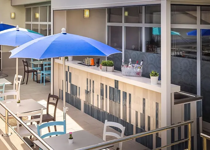 Sunny By Valamar 3* 라벡