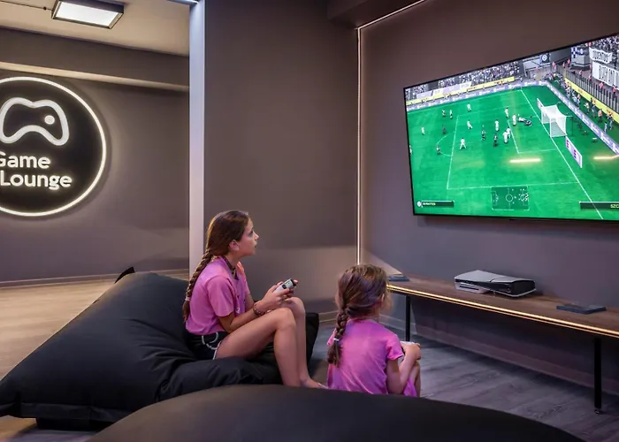 Sunny By Valamar 호텔 라벡