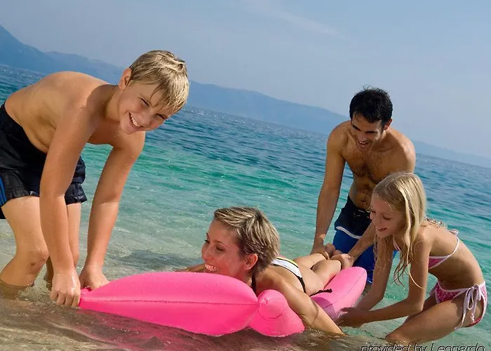 호텔 Sunny By Valamar 3*