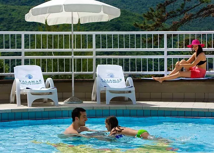 Sunny By Valamar 호텔