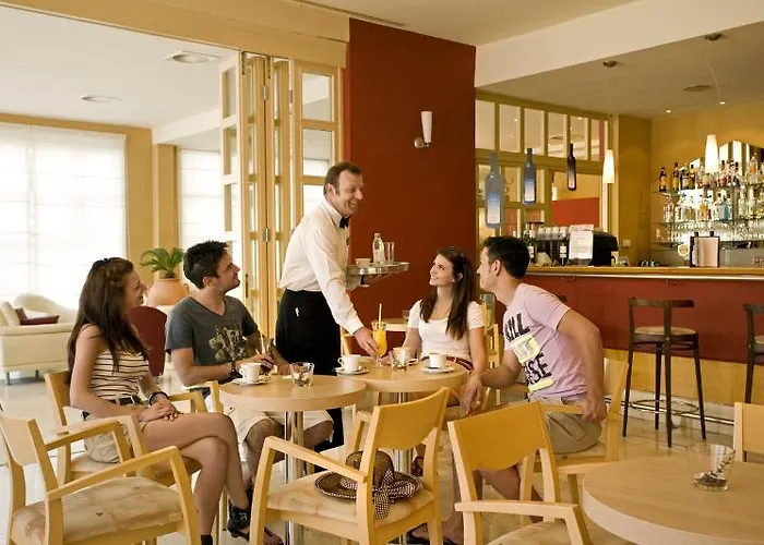 Sunny By Valamar Hotel